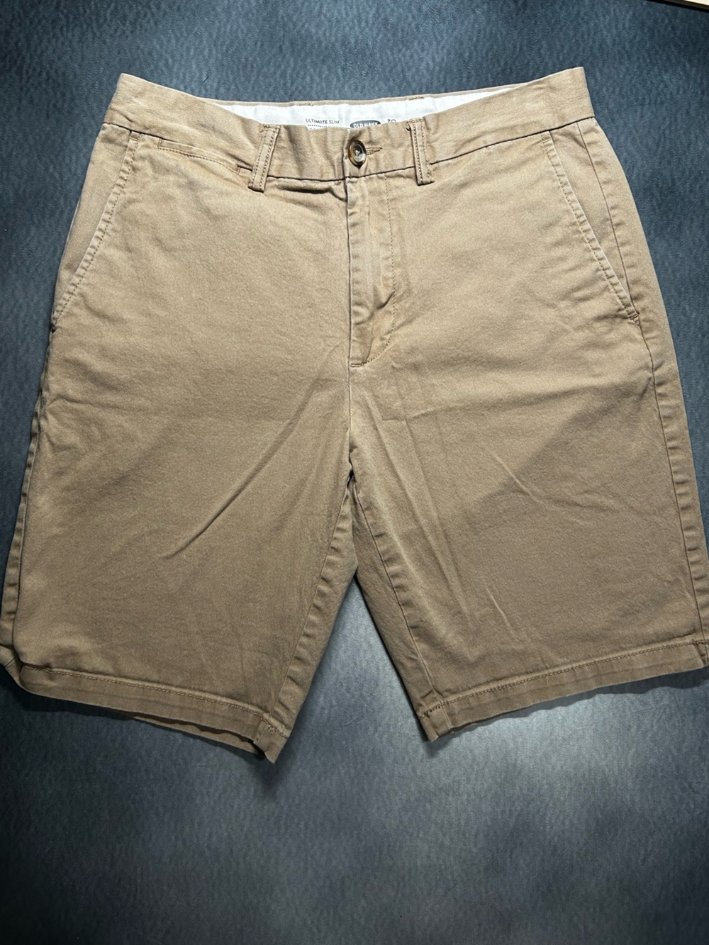 Khaki Old Navy Slim Shorts W30